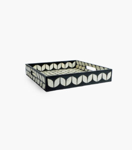 Leaves tray medium